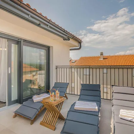 In - Insel Krk 53236 * Malinska